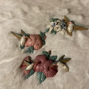 Vintage 90s Hummingbird Flowers Wall Hanging Art Plaques 3pc Set Burwood